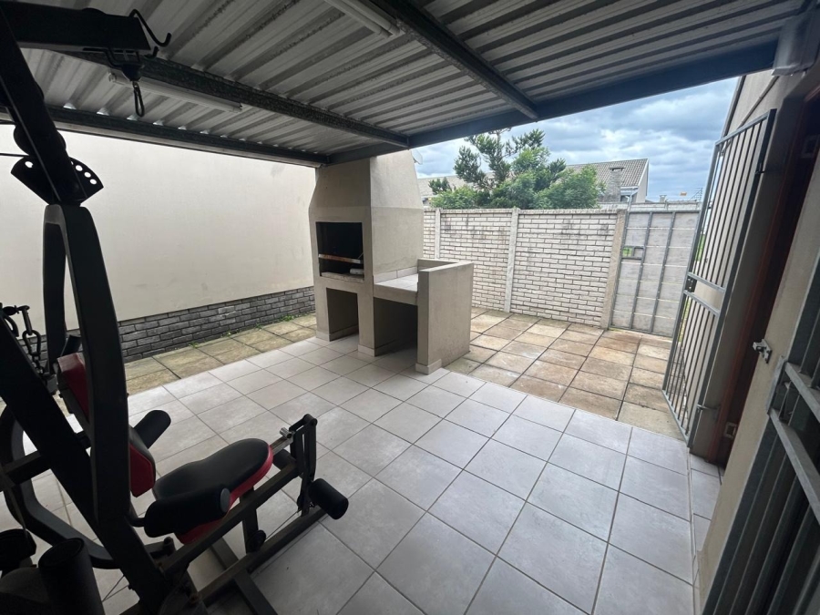 To Let 2 Bedroom Property for Rent in Gonubie Eastern Cape